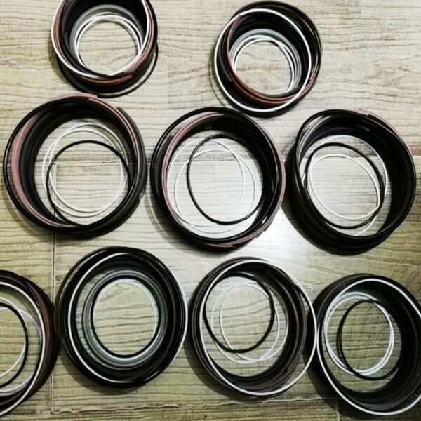 Wholesale Brand Breaker Oil Seal Repair Kit Excavator Repair Kit Hydraulic Pump Repair Kit,china supplier wholesale