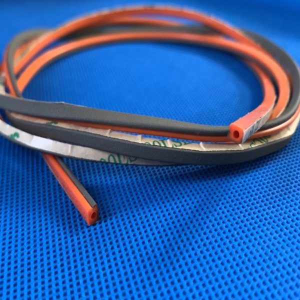 Communication 5G nickel carbon conductive silicone strip electromagnetic conductive shielding sealant strip anti-interference three-proof factory direct supply, china supplier wholesale