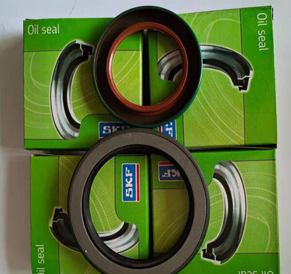 SKF oil seal 23641 16119 60028 British iron shell oil seal 23641 16069 CR11197, china manufacturer cheap price